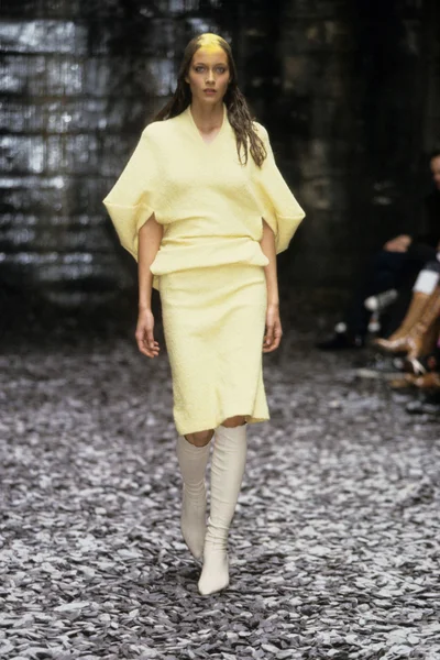 Look 40